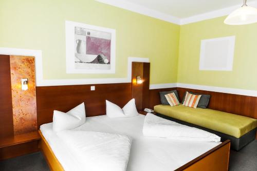 Imagen general del Hotel Sunny-Hill Fr&uuml;hst&uuml;ckshotel - Dreilandhof. Foto 9