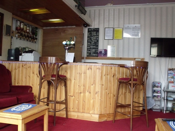 Imagen del bar/restaurante del Hotel Sunnydene. Foto 3