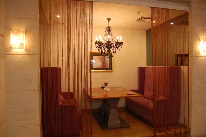 Imagen del bar/restaurante del Hotel Sunon. Foto 2