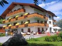 Imagen general del Hotel Sunora - Ski In Ski Out. Foto 34