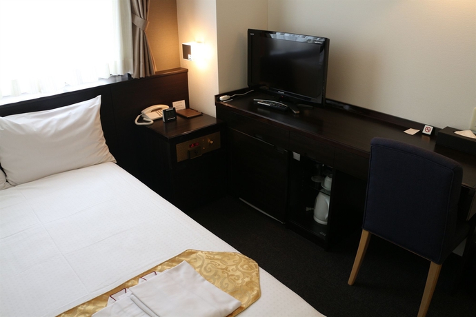 Imagen de la habitación del Hotel Sunplaza Annex. Foto 9