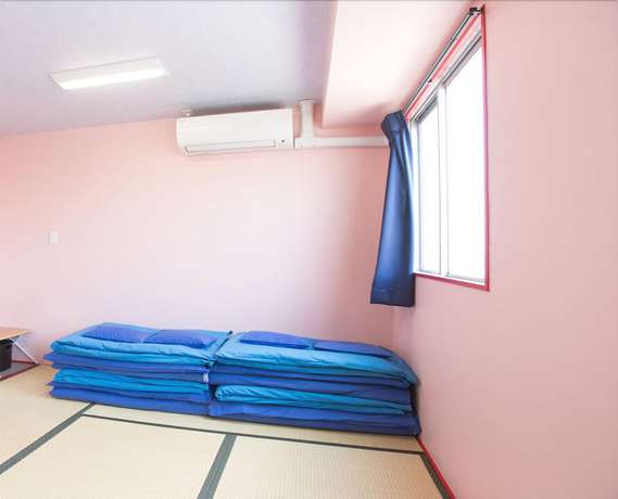 Imagen de la habitación del Hotel Sunplaza. Foto 12