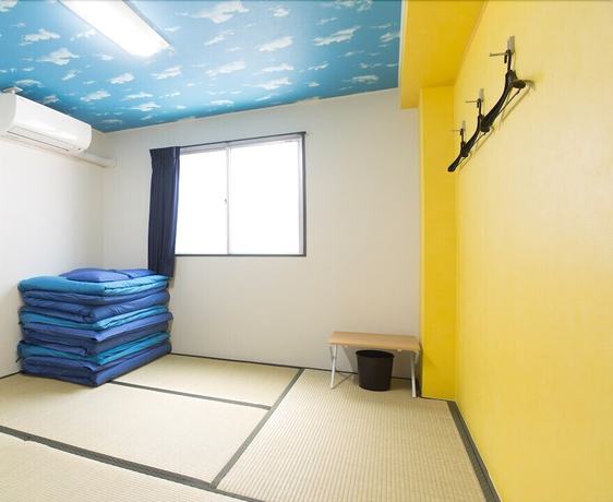 Imagen de la habitación del Hotel Sunplaza. Foto 15