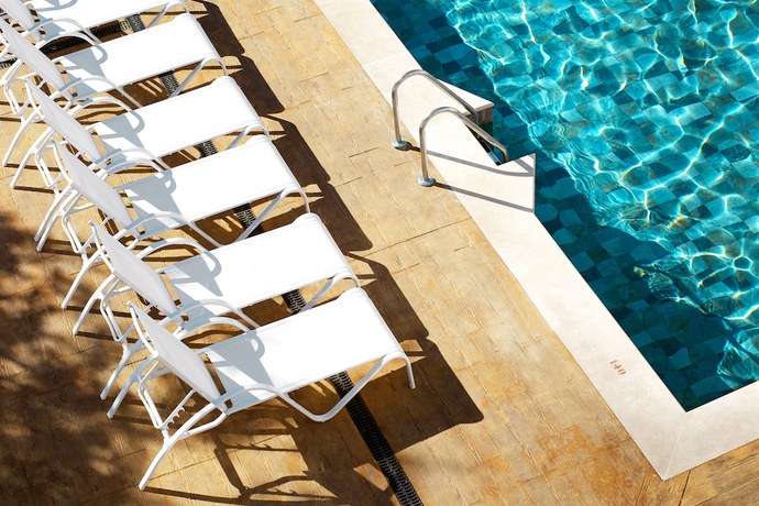 Imagen de la piscina del Hotel Sunprime Pollensa Bay. Foto 18