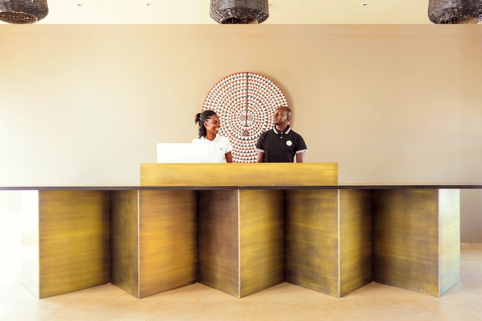 Imagen de los interiores del Hotel Sunprime Tamala Beach Resort. Foto 17