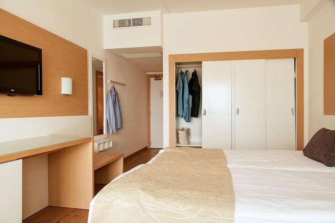 Imagen de la habitación del Hotel Sunprime Waterfront. Foto 8