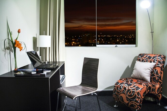 Imagen de la habitación del Hotel Sunqu. Foto 34