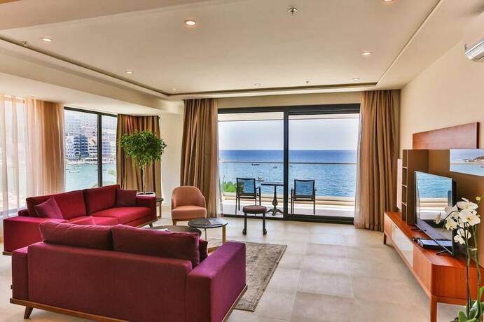 Imagen de la habitación del Hotel Sunraf Luxe Apartments. Foto 15