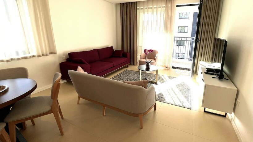 Imagen de la habitación del Hotel Sunraf Luxe Apartments. Foto 17