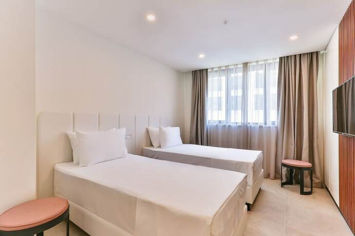 Imagen general del Hotel Sunraf Luxe Apartments. Foto 9