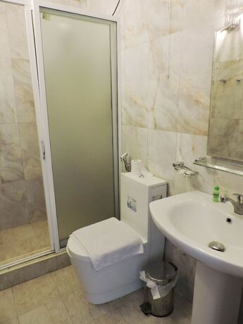 Imagen de la habitación del Hotel Sunray. Foto 14