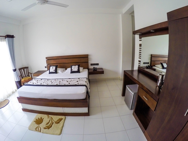 Imagen de la habitación del Hotel Sunrich Kandy. Foto 6