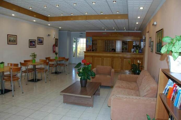 Imagen general del Hotel Sunrise, Agia Ermioni. Foto 10