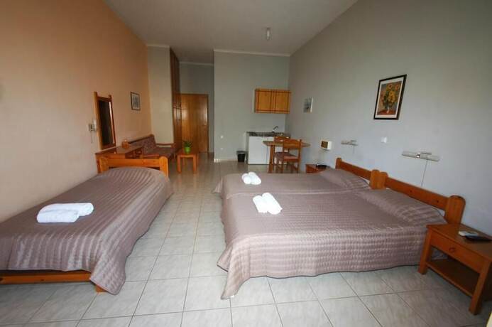 Imagen general del Hotel Sunrise, Agia Ermioni. Foto 11