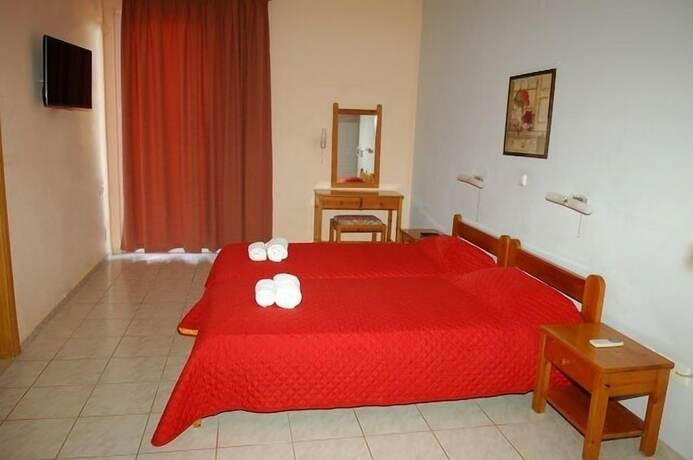 Imagen de la habitación del Hotel Sunrise, Agia Ermioni. Foto 18