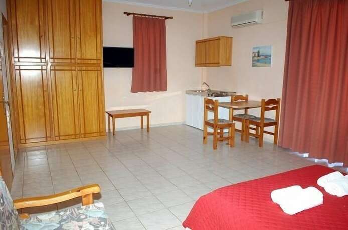 Imagen de la habitación del Hotel Sunrise, Agia Ermioni. Foto 29