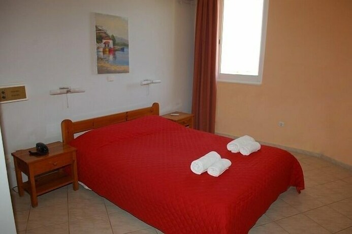 Imagen de la habitación del Hotel Sunrise, Agia Ermioni. Foto 32