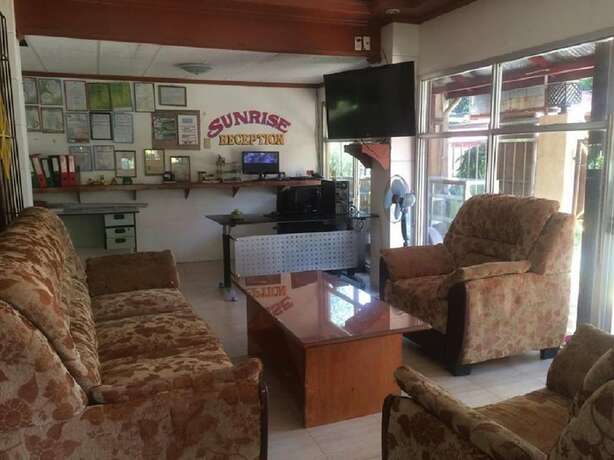 Imagen de los interiores del Hotel Sunrise Apartelle. Foto 20