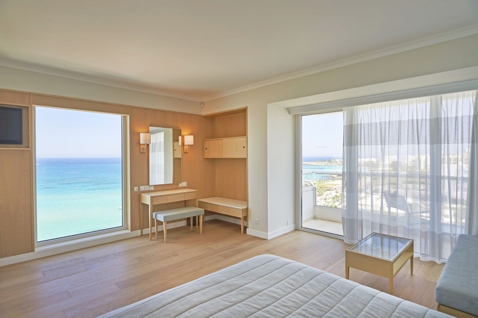 Imagen de la habitación del Hotel Sunrise Beach, Famagusta. Foto 2