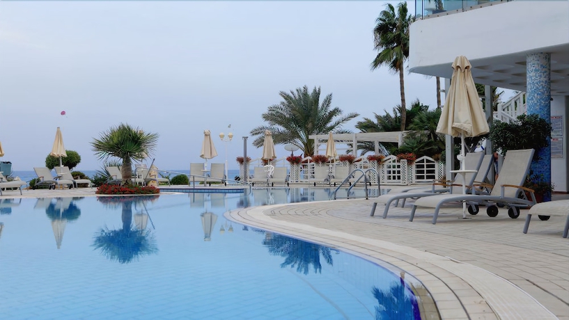 Imagen de la piscina del Hotel Sunrise Beach, Famagusta. Foto 19