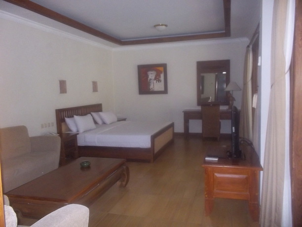 Imagen general del Hotel Sunrise Beach Hotel. Foto 13