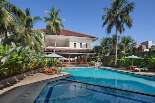 Imagen general del Hotel Sunrise Beach Pangandaran. Foto 3