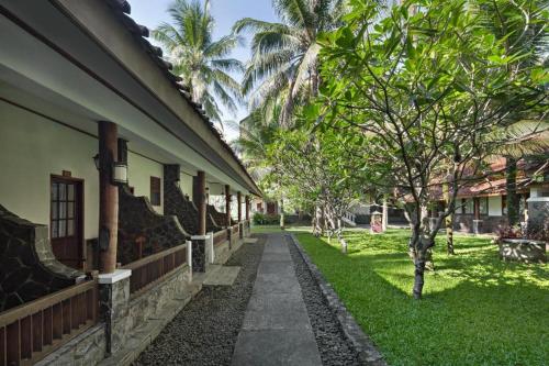 Imagen general del Hotel Sunrise Beach Pangandaran. Foto 4