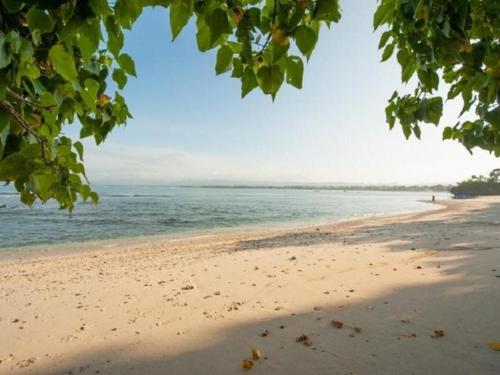 Imagen general del Hotel Sunrise Beach Pangandaran. Foto 18