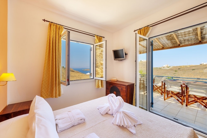 Imagen de la habitación del Hotel Sunrise Beach Suites. Foto 16