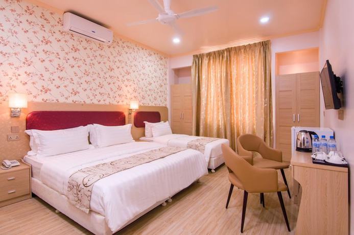 Imagen de la habitación del Hotel Sunrise Beach and Spa. Foto 14