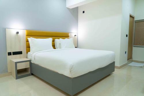 Imagen general del Hotel Sunrise Business. Foto 9