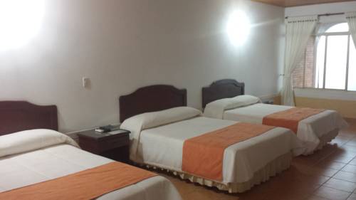 Imagen de la habitación del Hotel Sunrise Centro Vacacional. Foto 3