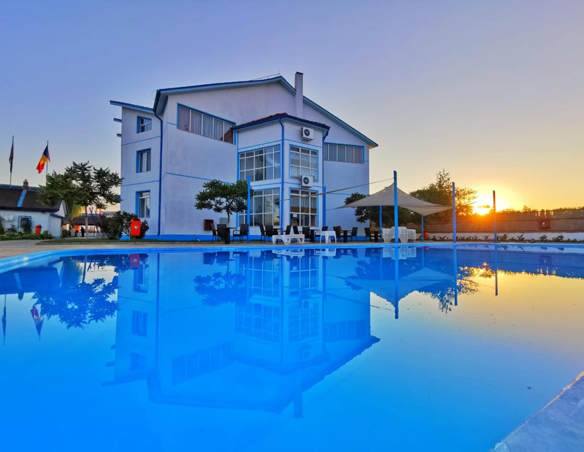Imagen general del Hotel Sunrise, Crisan. Foto 5