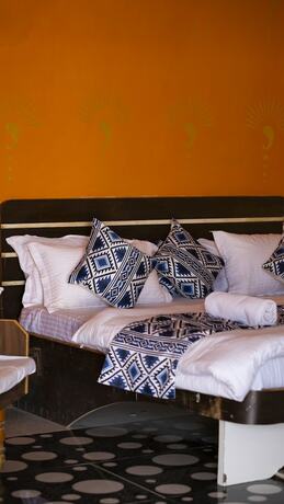 Imagen de la habitación del Hotel Sunrise Desert Resort. Foto 20