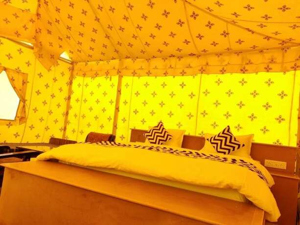 Imagen general del Hotel Sunrise Desert Resort. Foto 7