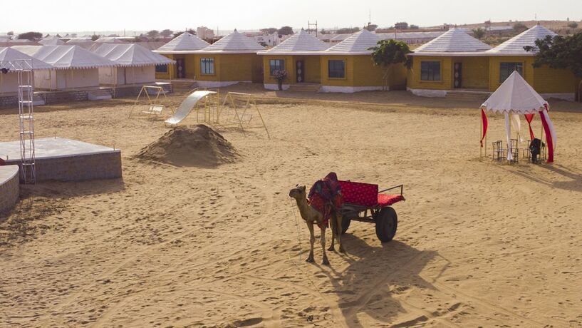 Imagen general del Hotel Sunrise Desert Resort. Foto 14