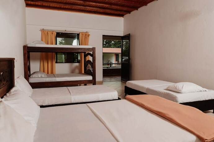 Imagen de la habitación del Hotel Sunrise Guamal. Foto 18