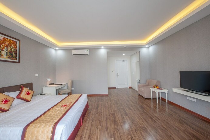 Imagen de la habitación del Hotel Sunrise Hanoi. Foto 14