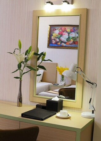 Imagen de la habitación del Hotel Sunrise Hotel. Foto 23