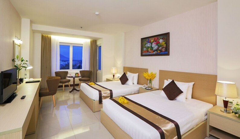 Imagen de la habitación del Hotel Sunrise Hotel. Foto 26