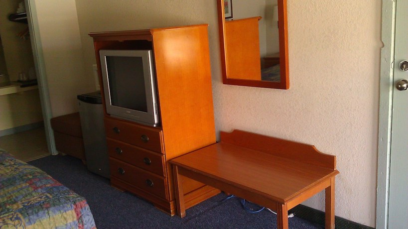 Imagen de la habitación del Hotel Sunrise Inn, Bradenton. Foto 8