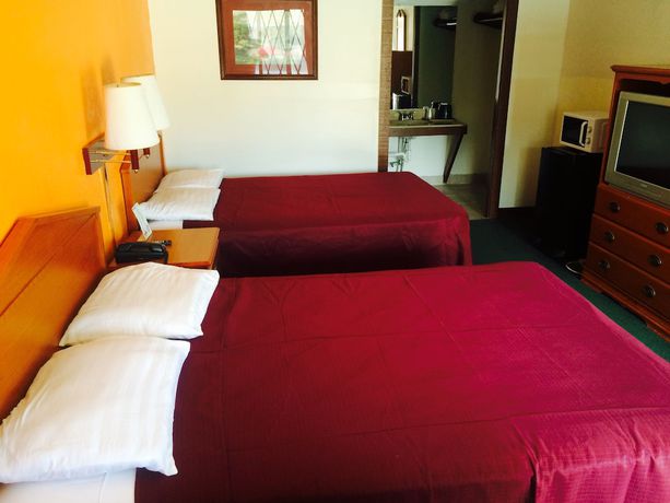 Imagen de la habitación del Hotel Sunrise Inn, Bradenton. Foto 13