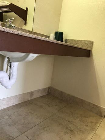 Imagen de la habitación del Hotel Sunrise Inn, Bradenton. Foto 16