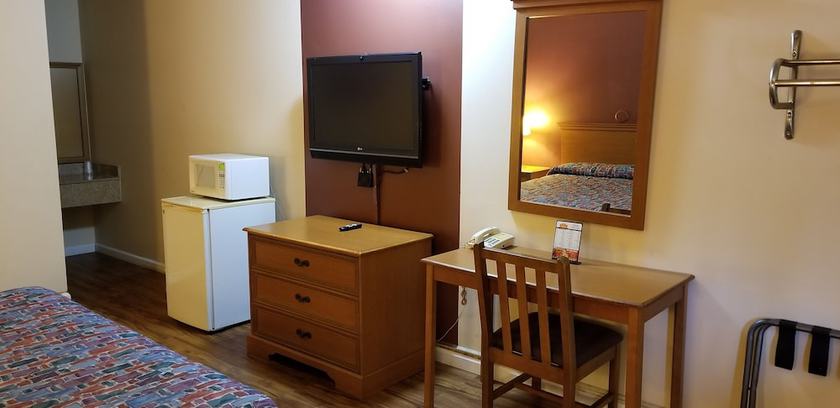 Imagen de la habitación del Hotel Sunrise Inn By OYO Newport News US-60. Foto 11