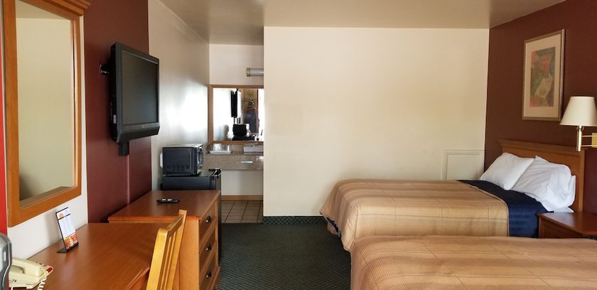 Imagen de la habitación del Hotel Sunrise Inn By OYO Newport News US-60. Foto 16