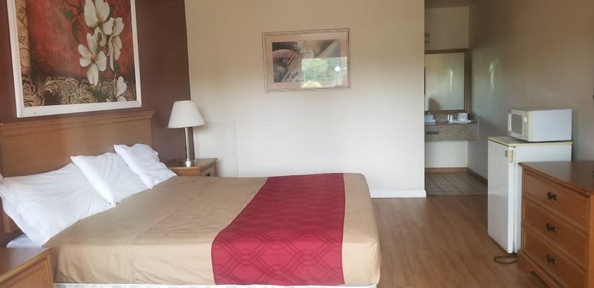 Imagen de la habitación del Hotel Sunrise Inn By OYO Newport News US-60. Foto 17
