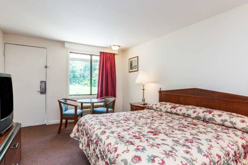 Imagen de la habitación del Hotel Sunrise Inn, Elkton. Foto 6