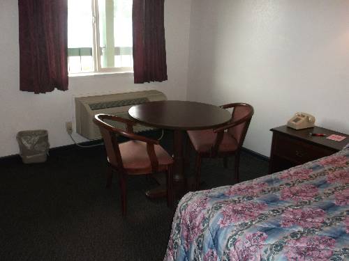 Imagen de la habitación del Hotel Sunrise Inn, Everett. Foto 5