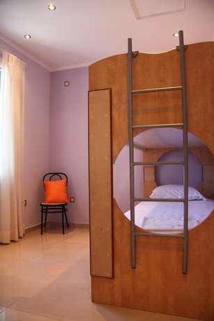 Imagen de la habitación del Hotel Sunrise Inn, Kountourata. Foto 2