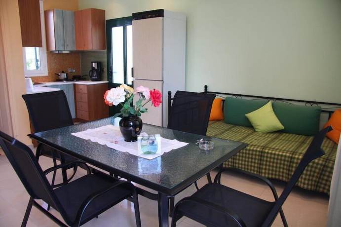 Imagen de la habitación del Hotel Sunrise Inn, Kountourata. Foto 9